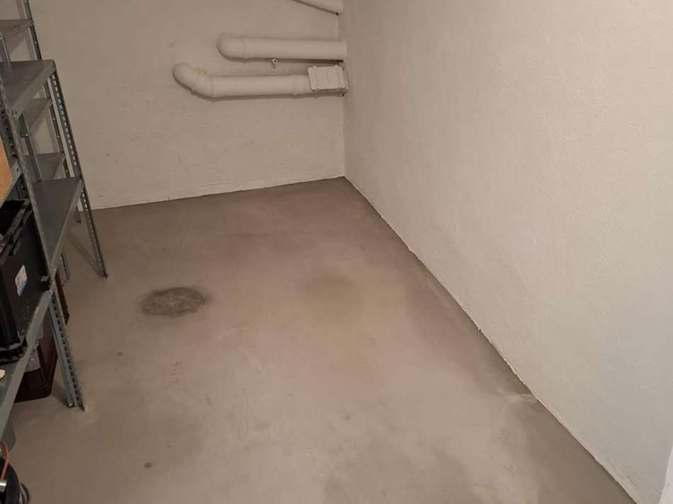 Kleiner Raum, Keller
