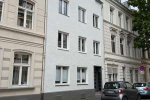 Individuelle Kapitalanlage im Sechzigviertel: Charmantes MFH mit gesicherter Mietsteigerung – Siebachstraße 49, 50733 Nippes (Ortsteil), Köln – Vorschaubild 1