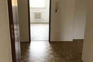 Renovierte 3-Zimmer-Wohnung mit Balkon sucht nette Mieter – Gibitzenhofstr. 88 a, 90443 Steinbühl, Nürnberg – Vorschaubild 6