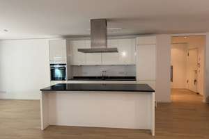 Terrassenwohnung in wunderschöner Lage - Isarhochufer – Harthauser Straße 87, 81545 Harlaching, München – Vorschaubild 4