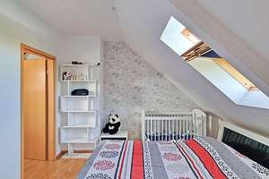 Gemütliche 2 Zimmer Dachgeschosswohnung – Auestraße 8, 51379 Opladen, Leverkusen – Vorschaubild 3