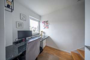 Property thumbnail 9