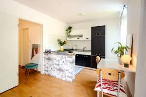 Apartment mit Balkon nahe Schloss Benrath