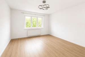Renovierte 3-Zimmer-Altbauwohnung mit Wohnküche in Magdeburg-Stadtfeld – Große Diesdorfer Straße 100, 39110 Stadtfeld West, Magdeburg – Vorschaubild 3