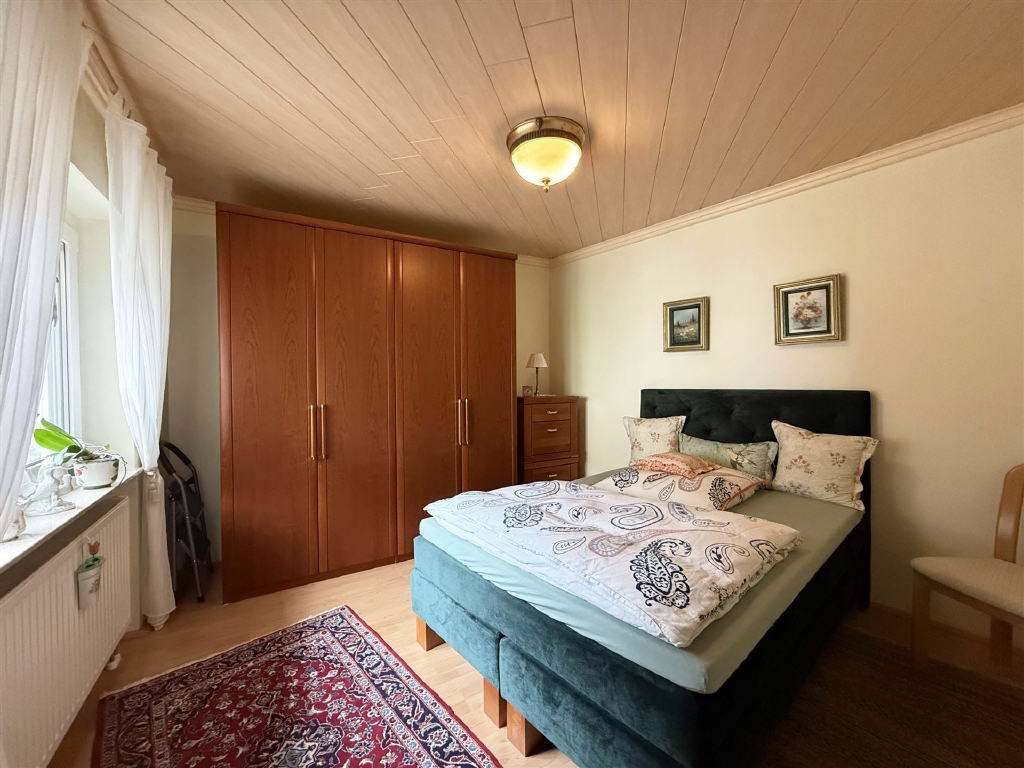 Immobilie in Pfaffen-Schwabenheim - Top Immobilienpaket mit 2 Häuser, Garten und großem Hof - Bild 5