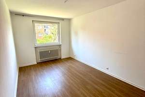 Zentrale 2 Zimmerwohnung mit Balkon! – Schönböckener Straße 68c, 23556 Sankt Lorenz Nord, Lübeck – Vorschaubild 2