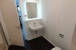 2 ZIMMER Luxus Wohnung - EBK - Wasserblick - Balkone- 1600€ Warm - 1-3 Years contract – Stralauer allee 14, 10245 Friedrichshain, Berlin – Vorschaubild 12