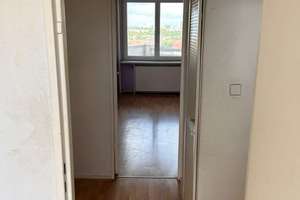 Sonnige 1-Zimmer-Wohnung mit Balkon & Aufzug in der Hubertusallee – Die vollständige Adresse der Immobilie erhältst du vom Anbieter., 14193 Grunewald, Berlin – Vorschaubild 3