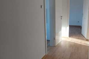 3 Zimmer Dachgeschoss Wohnung in  Dortmund Kurfürstenstr.  ab sofort zu vermieten – Kurfürstenstraße 42, 44147 Dortmund – Vorschaubild 1