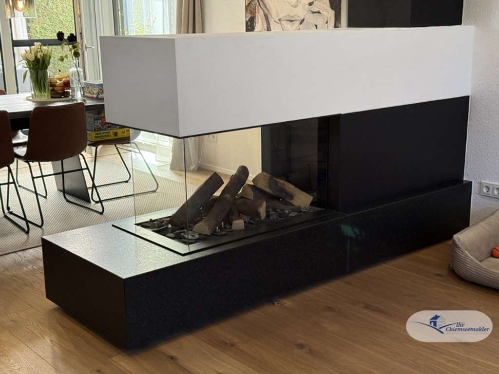 Immobilie in Bernau am Chiemsee - Modernes Einfamilienhaus mit sonniger Dachterrasse – stilvolles Wohnen im Herzen von Bernau am Chiem - Bild 4