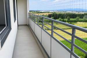 Renovierte, hochwertige 2,5 Zimmer-Balkon-Wohnung mit herrlichem Ausblick! – Heckenrosenweg 11, 86156 Bärenkeller, Augsburg – Vorschaubild 3