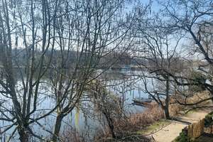 bezugsfreie Traumwohnung mit Stellplatz in Bestlage mit  Blick auf die Spree – Die vollständige Adresse der Immobilie erhältst du vom Anbieter., 10245 Friedrichshain, Berlin – Vorschaubild 8