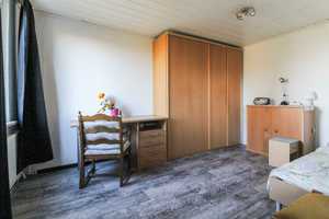 Umfassend modernisiert: Teilvermietetes Zweifamilienhaus mit traumhaftem Grundstück in Heßlingen – Hameln-Pyrmont (Kreis) – Vorschaubild 14