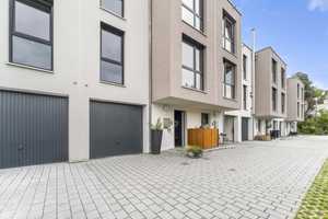 Modernes Wohnen in toller Lage - Reihenmittelhaus mit Gartenterrasse und Doppelg. in 79183 Waldkirch – Emmendingen (Kreis) – Vorschaubild 38