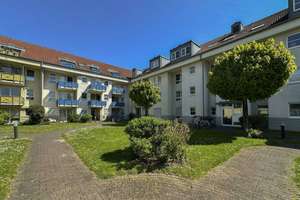 Erbbaurecht: Bezugsfreie 3-Zimmer-Wohnung mit Loggia und TG-Stellplatz in Köln-Sürth – Die vollständige Adresse der Immobilie erhältst du vom Anbieter., 50999 Sürth, Köln – Vorschaubild 13