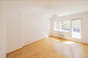 Nebeneinander am Ludwigkirchplatz: 2 Whg m Aufzug Balkon u Stellplatz – Ludwigkirchstrasse 7, 10719 Wilmersdorf, Berlin – Vorschaubild 2