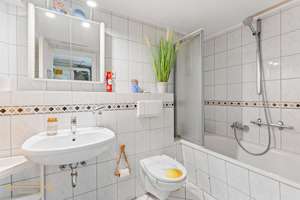 Bremerhaven - Speckenbüttel • Stilvolles Zweifamilienhaus mit Photovoltaikanlage & Wallbox – Die vollständige Adresse der Immobilie erhältst du vom Anbieter., 27580 Lehe, Bremerhaven – Vorschaubild 26