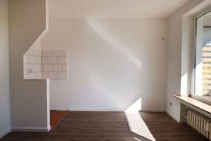 Helle energiesparende 1 Zi-Wohnung zur Gartenseite mit Balkon – Corellistraße 11, 40593 Urdenbach, Düsseldorf – Vorschaubild 2