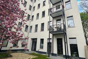 Modernes Wohnen mit eigenem Garten in begehrter Kiezlage – Berlin – Vorschaubild 1