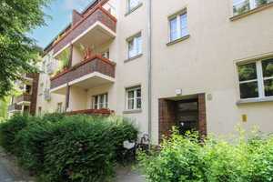 Vermietete 3-Zimmer Wohnung mit Loggia: In grüner und dennoch zentraler Lage von Berlin-Zehlendorf – Berlin – Vorschaubild 2