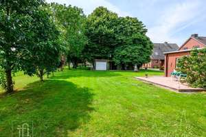 Ortskern Ditzum: Wohnhaus mit 4 Wohneinheiten und  weitläufigem Garten – Die vollständige Adresse der Immobilie erhältst du vom Anbieter., 26844 Jemgum – Vorschaubild 3