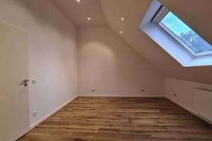 Charmante 2-Zimmer-Altbauwohnung mit Parkett & hohen Decken – Friedenstraße 50, 42699 Ohligs/Aufderhöhe/Merscheid, Solingen – Vorschaubild 6