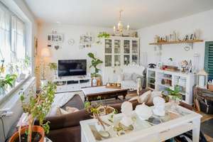 Haus zum Verlieben & Wohlfühlen - Stilvoll wohnen im Shabby Chic-Stil – Die vollständige Adresse der Immobilie erhältst du vom Anbieter., 12621 Kaulsdorf, Berlin – Vorschaubild 6