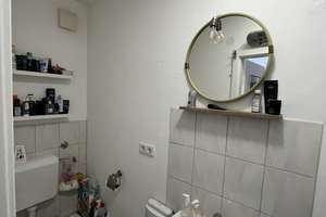 Gepflegte 2-Zimmer-Wohnung in der 3. Etage  in Mannheim-Neckarstadt-West – Die vollständige Adresse der Immobilie erhältst du vom Anbieter., 68169 Neckarstadt-West, Mannheim – Vorschaubild 4