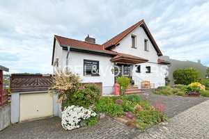 Vermietetes Einfamilienhaus mit Einliegerwohnung in ländlicher Lage – Neuwied (Kreis) – Vorschaubild 1