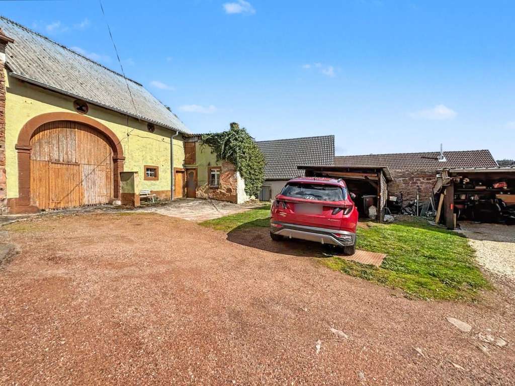 Immobilie in Dunzweiler - Doppelhaushälfte mit großem Gartengrundstück, Scheune, Werkstatt in Dunzweiler - sofort bezugsfrei! - Bild 2