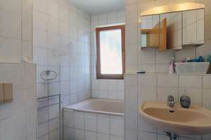 Ruhig gelegene 2-Zimmer-Wohnung im Hohbuch – Die vollständige Adresse der Immobilie erhältst du vom Anbieter., 72762 Reutlingen-Mitte, Reutlingen – Vorschaubild 10