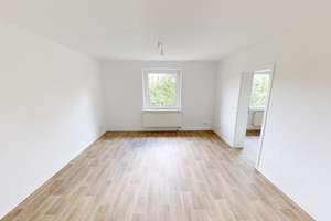 Wunderschöne Familienwohnung in idyllischer Lage – Georgenhof 3, 9127 Gablenz, Chemnitz – Vorschaubild 1