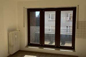 Helle, sanierte 3,5-Zi.-Wohnung mit Küche und Balkon in Gelsenkirchen-Erle – Marktstraße 9, 45891 Erle, Gelsenkirchen – Vorschaubild 6