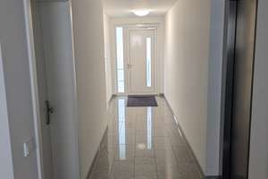 Sehr schöne, ruhige und helle 2-Zi.-Wohnung mit Balkon in Toplage Karlsfeld! KfW 55- Standard! – Blumenstr. 22, 85757 Karlsfeld – Vorschaubild 6