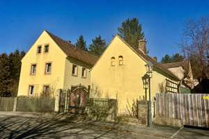 Historische Hofanlage mit großem Grundstück und Entwicklungspotenzial in Dresden-Trachau