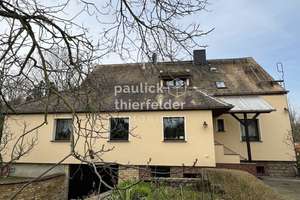 Einfamilienhaus mit großem Gartengrundstück, Garagen und Nebengelass – Die vollständige Adresse der Immobilie erhältst du vom Anbieter., 4509 Delitzsch – Vorschaubild 1