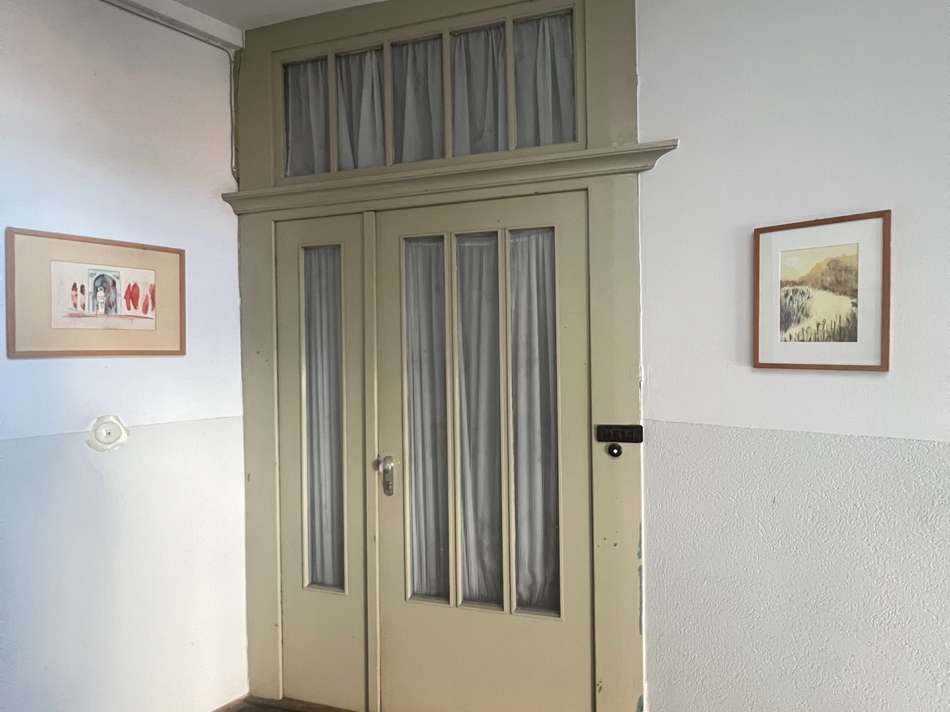 ...ins Mehrfamilienhaus.