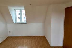 Helle 2,5-Zimmer-DG-Wohnung in Uninähe! Traumlage mitten in Regensburg-Kumpfmühl – Am Mühlbach 13, 93051 Kumpfmühl-Ziegetsdorf-Neuprüll, Regensburg – Vorschaubild 9