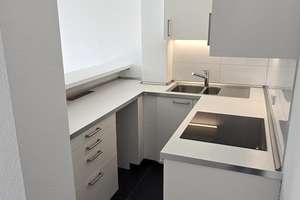 Stilvolle Split-Level-Loftwohnung mit Garten in sanierter Fabrik mit TG Stellplatz – 40489 Angermund, Düsseldorf – Vorschaubild 17