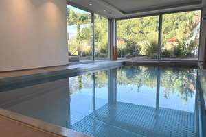 Licht, Luft, Raum - ein Haus mit besonderer Architektur! Durchdachte Villa zum Wohlfühlen mit Pool. – Die vollständige Adresse der Immobilie erhältst du vom Anbieter., 79285 Ebringen – Vorschaubild 7