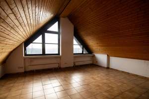 Freigezogene 4-Zimmer-Maisonettewohnung ca. 103 m²,mit zwei Balkonen & Tiefgaragenstellplatz Krefeld – Die vollständige Adresse der Immobilie erhältst du vom Anbieter., 47799 Cracau, Krefeld – Vorschaubild 7