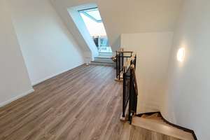 Dachgeschoß-Maisonette-Wohnung 44 qm am Tilsiter Platz in Kiel-Ellerbek – Die vollständige Adresse der Immobilie erhältst du vom Anbieter., 24148 Wellingdorf, Kiel – Vorschaubild 10