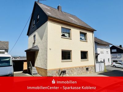 Leerstehendes Zweifamilienhaus in Mülheim-Kärlich mit Entwicklungspotenzial