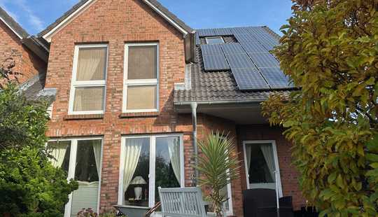 Bild von schönes 6-Zimmer-Niedrigenergiehaus mit Wintergarten, Doppelgarage auf herrlichem Grundstück