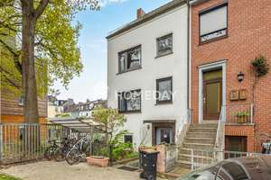 Viel Raum für Ideen: Charmantes Endhaus mit Garten, Balkonen und Sauna – Die vollständige Adresse der Immobilie erhältst du vom Anbieter., 28219 Walle (Ortsteil), Bremen – Vorschaubild 3