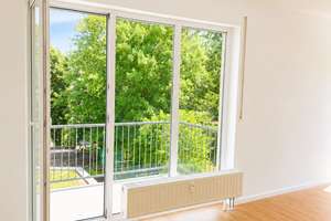 Moderne 2-Raum-Wohnung mit Balkon + Tiefgarage & Fahrstuhl – Schulstraße 25, 9125 Altchemnitz, Chemnitz – Vorschaubild 3