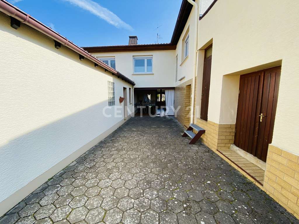 Immobilie in Flonheim - Freistehendes EFH in Feldrandlage mit tollem Garten & Garagen - Bild 4