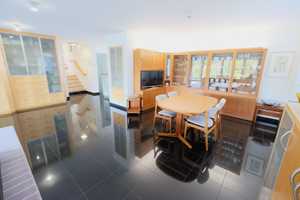 Charakteristische Split-Level Villa mit 19.677 m² großem Grundstück, Pferdehaltung möglich – Kleve (Kreis) – Vorschaubild 12