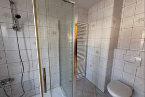 4,5-Zi.-ETW mit Garage, 2-Zi.-ETW mit Kfz-Stellplatz und
Home-Office-Möglichkeit
 – Die vollständige Adresse der Immobilie erhältst du vom Anbieter., 78073 Bad Dürrheim – Vorschaubild 9