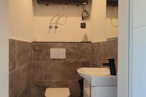 Seltene Gelegenheit! Gemütliche 4-Zimmer-Wohnung mit Balkon in ruhiger Lage! Saniert & bezugsfertig – Die vollständige Adresse der Immobilie erhältst du vom Anbieter., 76149 Neureut, Karlsruhe – Vorschaubild 14